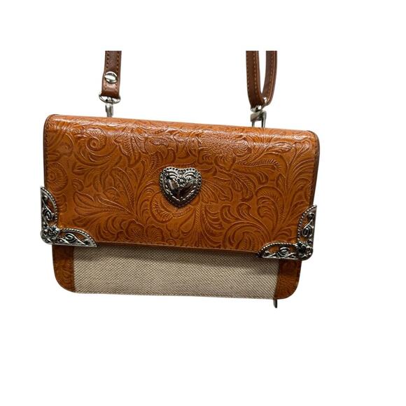 New With Tags
Coldwater Creek Leather/Jute Crossbody Multi Pocket Purse - Picture 16 of 16